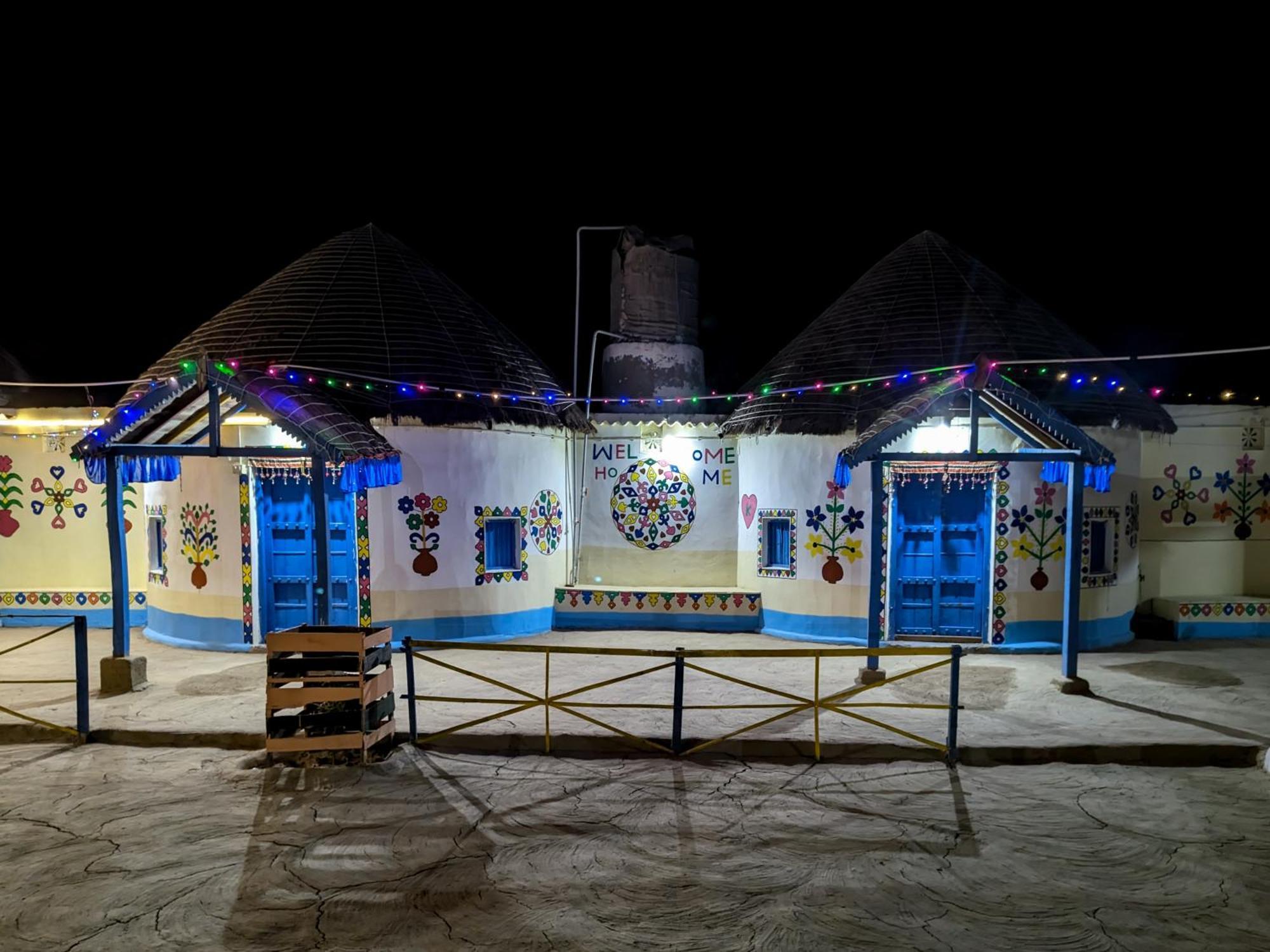 White Land Villagestay Dhordo Exterior photo